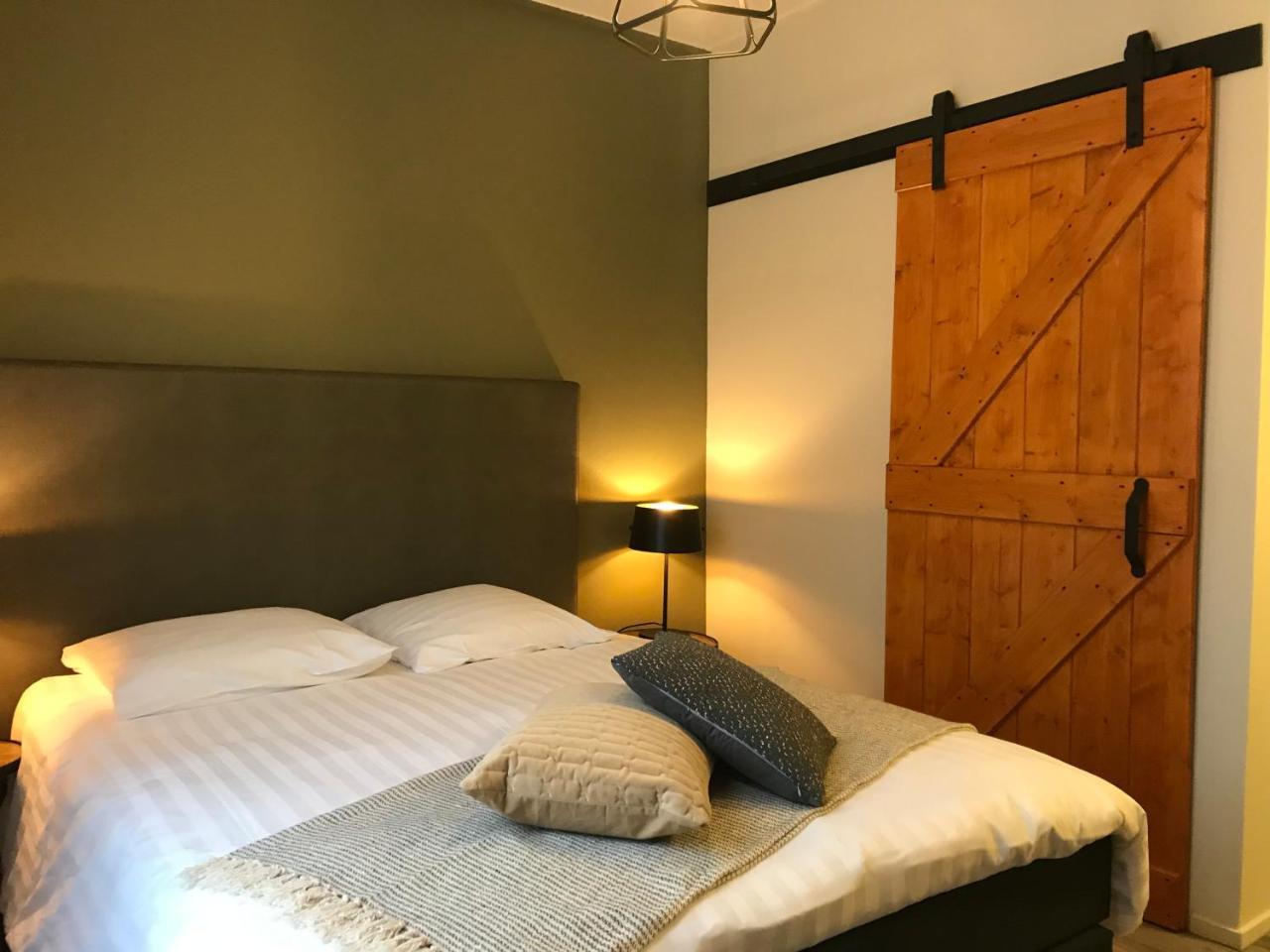 Bed & Breakfast Van Marion Oostvoorne Exterior photo